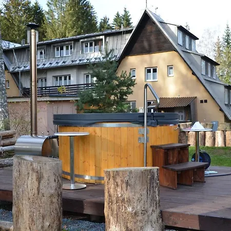 Hotel Gaudeamus Milovy