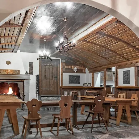 Hotel Gaudeamus 3*