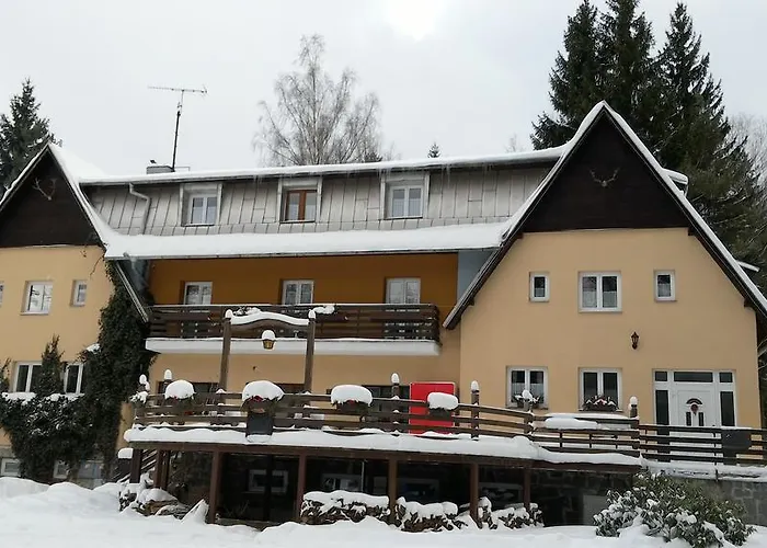 Gaudeamus 3*