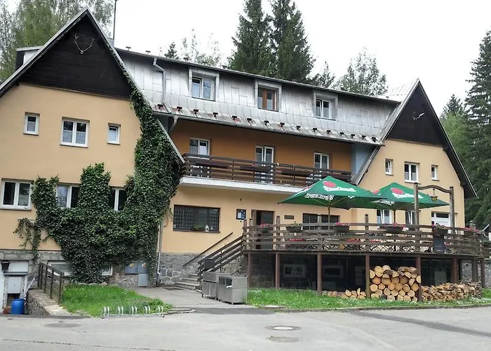 Gaudeamus 3* Milovy